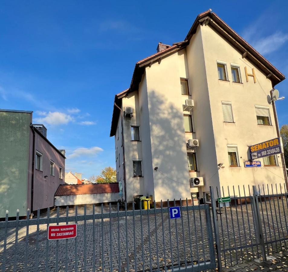 Villa Centrum With Access Kitchen (Adults Only) Zielona Góra Exteriör bild