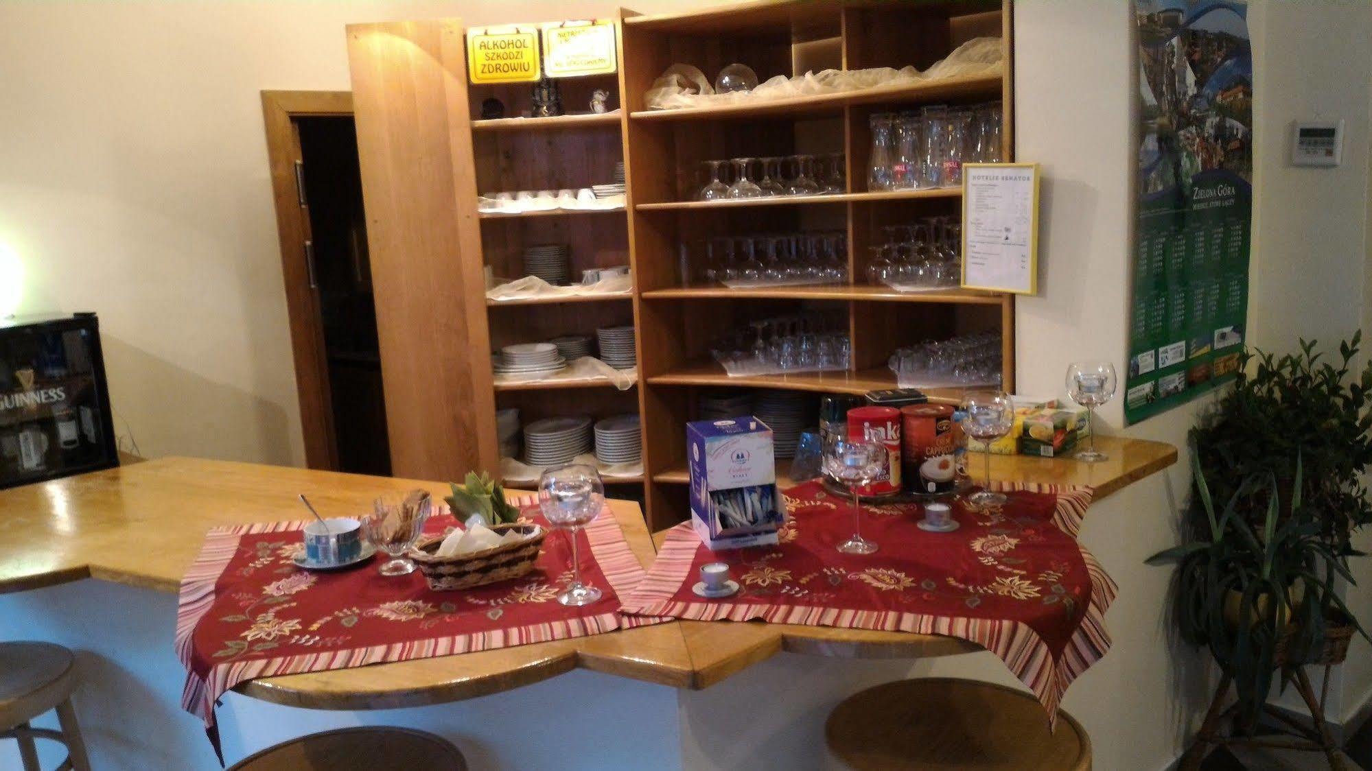 Villa Centrum With Access Kitchen (Adults Only) Zielona Góra Exteriör bild